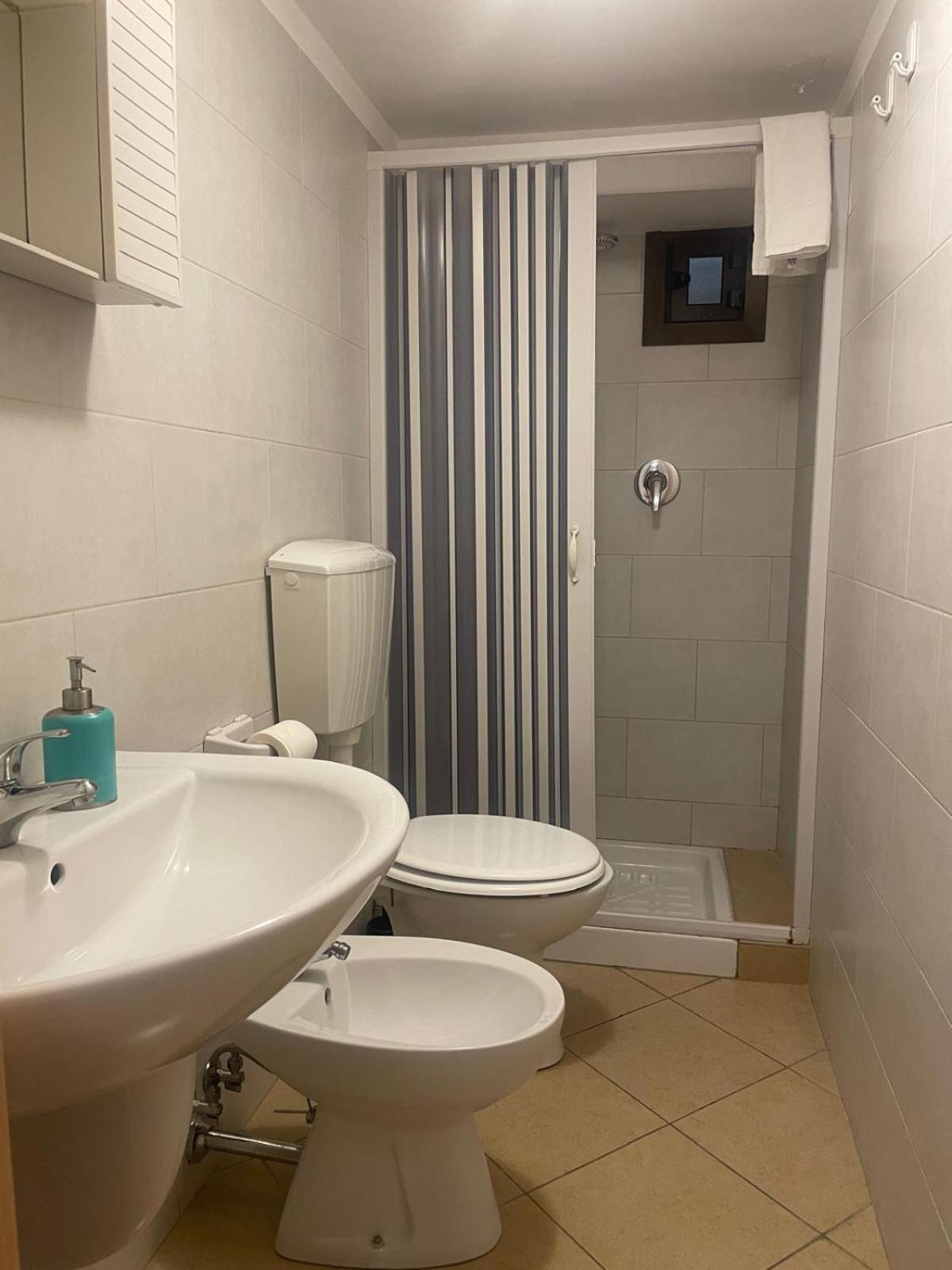 Dimora Cieli Di Dante 17 Apartment โปลีญาโนอามาเร ภายนอก รูปภาพ